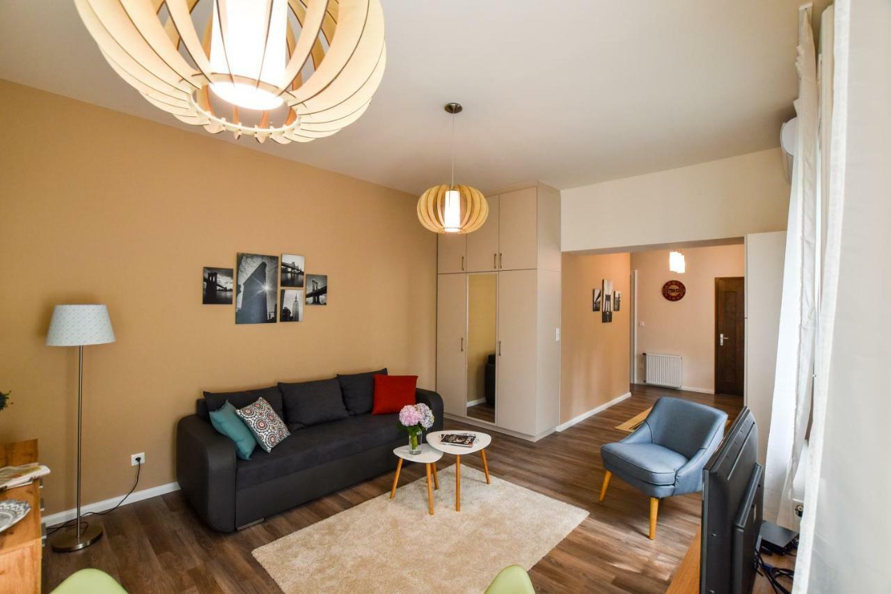 בודפשט Christine Apartment Close To The Buda Castle מראה חיצוני תמונה